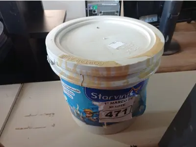 LOTE 471 - 01 BALDE DE MASSA ACRÍLICA STAR VINIL TOK PVA 16L. (NO ESTADO) ATENÇÃO! FAZER A VISITAÇÃO ANTES DE ARREMATAR, NÃO SABEMOS SE FUNCIONA. LEILÃO NÃO TEM GARANTIA E NEM DEVOLUÇÃO, SUJEITO A POSSÍVEIS AVARIAS VISÍVEIS/OCULTAS E/OU AUSÊNCIA DE COMPONENTES.