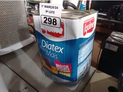 LOTE 298 - 01 LATA DE TINTA IQUINE DIATEX PINTA MAIS 18L FOSCO BASE “P”. (NO ESTADO) ATENÇÃO! FAZER A VISITAÇÃO ANTES DE ARREMATAR, NÃO SABEMOS SE FUNCIONA. LEILÃO NÃO TEM GARANTIA E NEM DEVOLUÇÃO, SUJEITO A POSSÍVEIS AVARIAS VISÍVEIS/OCULTAS E/OU AUSÊNCIA DE COMPONENTES.