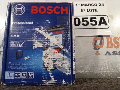 LOTE 055 - 01 TRENA A LASER GLM 40 MARCA BOSCH. (NOVO) (NO ESTADO) ATENÇÃO! FAZER A VISITAÇÃO ANTES DE ARREMATAR, NÃO SABEMOS SE FUNCIONA. LEILÃO NÃO TEM GARANTIA E NEM DEVOLUÇÃO, SUJEITO A POSSÍVEIS AVARIAS VISÍVEIS/OCULTAS E/OU AUSÊNCIA DE COMPONENTES.
