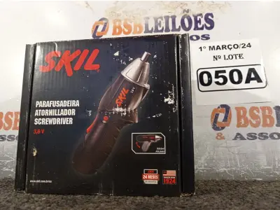LOTE 050 - 01 PARAFUSADEIRA SKIL 3.6V BRCH 220V. (NOVO) (NO ESTADO) ATENÇÃO! FAZER A VISITAÇÃO ANTES DE ARREMATAR, NÃO SABEMOS SE FUNCIONA. LEILÃO NÃO TEM GARANTIA E NEM DEVOLUÇÃO, SUJEITO A POSSÍVEIS AVARIAS VISÍVEIS/OCULTAS E/OU AUSÊNCIA DE COMPONENTES.