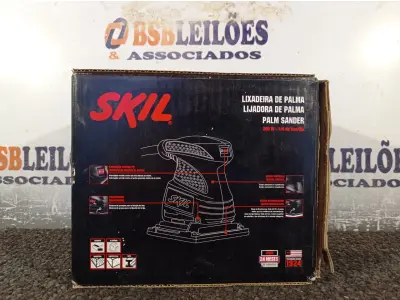 LOTE 080 - 01 LIXADEIRA ORBITAL DE PALMA 7232 200W-1/4 DE LIXA 220V MARCA SKIL. (NOVO) (NO ESTADO) ATENÇÃO! FAZER A VISITAÇÃO ANTES DE ARREMATAR, NÃO SABEMOS SE FUNCIONA. LEILÃO NÃO TEM GARANTIA E NEM DEVOLUÇÃO, SUJEITO A POSSÍVEIS AVARIAS VISÍVEIS/OCULTAS E/OU AUSÊNCIA DE COMPONENTES.