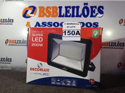 LOTE 150 - 01 REFLETOR DE SUPER LED 200W BIVOLT E DURAÇÃO DE 20.000 HORAS 6.000K MARCA DECORLUX. (NOVO) (NO ESTADO) ATENÇÃO! FAZER A VISITAÇÃO ANTES DE ARREMATAR, NÃO SABEMOS SE FUNCIONA. LEILÃO NÃO TEM GARANTIA E NEM DEVOLUÇÃO, SUJEITO A POSSÍVEIS AVARIAS VISÍVEIS/OCULTAS E/OU AUSÊNCIA DE COMPONENTES.