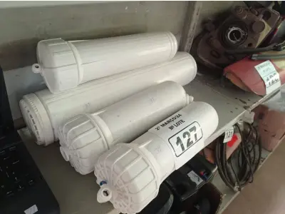 LOTE 127 - 04 FILTROS PARA CAIXA D’AGUA TIPO CAVALETE. (NO ESTADO) ATENÇÃO! FAZER A VISITAÇÃO ANTES DE ARREMATAR, NÃO SABEMOS SE FUNCIONA. LEILÃO NÃO TEM GARANTIA E NEM DEVOLUÇÃO, SUJEITO A POSSÍVEIS AVARIAS VISÍVEIS/OCULTAS E/OU AUSÊNCIA DE COMPONENTES.