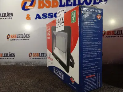 LOTE 150 - 01 REFLETOR DE SUPER LED 200W BIVOLT E DURAÇÃO DE 20.000 HORAS 6.000K MARCA DECORLUX. (NOVO) (NO ESTADO) ATENÇÃO! FAZER A VISITAÇÃO ANTES DE ARREMATAR, NÃO SABEMOS SE FUNCIONA. LEILÃO NÃO TEM GARANTIA E NEM DEVOLUÇÃO, SUJEITO A POSSÍVEIS AVARIAS VISÍVEIS/OCULTAS E/OU AUSÊNCIA DE COMPONENTES.