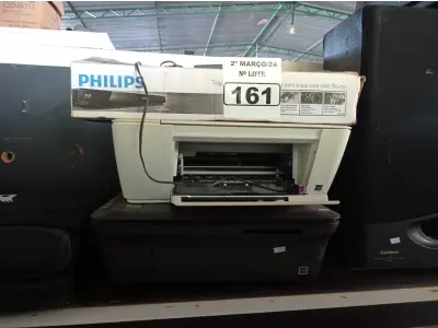 LOTE 161 - 02 IMPRESSORAS JATO DE TINTA E 01 DVD BLU-RAY PHILIPS. (NO ESTADO) ATENÇÃO! FAZER A VISITAÇÃO ANTES DE ARREMATAR, NÃO SABEMOS SE FUNCIONA. LEILÃO NÃO TEM GARANTIA E NEM DEVOLUÇÃO, SUJEITO A POSSÍVEIS AVARIAS VISÍVEIS/OCULTAS E/OU AUSÊNCIA DE COMPONENTES.