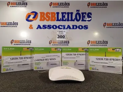 LOTE 300 - 05 ROTEADORES TPLINK. (NO ESTADO) ATENÇÃO! FAZER A VISITAÇÃO ANTES DE ARREMATAR, NÃO SABEMOS SE FUNCIONA. LEILÃO NÃO TEM GARANTIA E NEM DEVOLUÇÃO, SUJEITO A POSSÍVEIS AVARIAS VISÍVEIS/OCULTAS E/OU AUSÊNCIA DE COMPONENTES.
