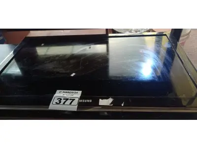 LOTE 377 - 01 TV SAMSUNG 40” POL PARA RETIRADA DE PEÇAS. (NO ESTADO) ATENÇÃO! FAZER A VISITAÇÃO ANTES DE ARREMATAR, NÃO SABEMOS SE FUNCIONA. LEILÃO NÃO TEM GARANTIA E NEM DEVOLUÇÃO, SUJEITO A POSSÍVEIS AVARIAS VISÍVEIS/OCULTAS E/OU AUSÊNCIA DE COMPONENTES.