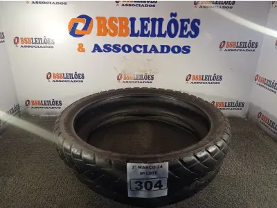LOTE 304 - 02 PNEUS DE MOTO. (NO ESTADO) ATENÇÃO! FAZER A VISITAÇÃO ANTES DE ARREMATAR, NÃO SABEMOS SE FUNCIONA. LEILÃO NÃO TEM GARANTIA E NEM DEVOLUÇÃO, SUJEITO A POSSÍVEIS AVARIAS VISÍVEIS/OCULTAS E/OU AUSÊNCIA DE COMPONENTES.