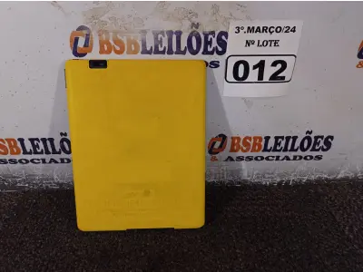 LOTE 012 - 01 TABLET MARCA POSITIVO. (NO ESTADO) ATENÇÃO! FAZER A VISITAÇÃO ANTES DE ARREMATAR, NÃO SABEMOS SE FUNCIONA. LEILÃO NÃO TEM GARANTIA E NEM DEVOLUÇÃO, SUJEITO A POSSÍVEIS AVARIAS VISÍVEIS/OCULTAS E/OU AUSÊNCIA DE COMPONENTES.