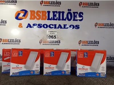LOTE 065 - 07 LUMINÁRIAS DE LED DE EMBUTIR QUADRADA 240V 12W 6500K DECORLUX. (NO ESTADO) ATENÇÃO! FAZER A VISITAÇÃO ANTES DE ARREMATAR, NÃO SABEMOS SE FUNCIONA. LEILÃO NÃO TEM GARANTIA E NEM DEVOLUÇÃO, SUJEITO A POSSÍVEIS AVARIAS VISÍVEIS/OCULTAS E/OU AUSÊNCIA DE COMPONENTES.