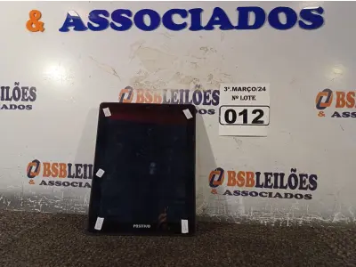 LOTE 012 - 01 TABLET MARCA POSITIVO. (NO ESTADO) ATENÇÃO! FAZER A VISITAÇÃO ANTES DE ARREMATAR, NÃO SABEMOS SE FUNCIONA. LEILÃO NÃO TEM GARANTIA E NEM DEVOLUÇÃO, SUJEITO A POSSÍVEIS AVARIAS VISÍVEIS/OCULTAS E/OU AUSÊNCIA DE COMPONENTES.