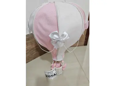 LOTE 205 - 01 LUMINÁRIA DE BALÃO COM URSINHO (56CM) (NOVO) (NO ESTADO)