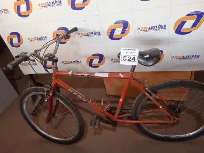 LOTE 524 - 01 BICICLETA GTS ARO 26. (NO ESTADO) ATENÇÃO! FAZER A VISITAÇÃO ANTES DE ARREMATAR, NÃO SABEMOS SE FUNCIONA. LEILÃO NÃO TEM GARANTIA E NEM DEVOLUÇÃO, SUJEITO A POSSÍVEIS AVARIAS VISÍVEIS/OCULTAS E/OU AUSÊNCIA DE COMPONENTES.