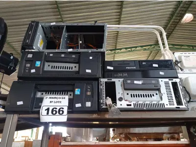 LOTE 166 - 05 CPU’S MARCAS E MODELOS DIVERSOS PARA RETIRADA DE PEÇAS. (NO ESTADO) ATENÇÃO! FAZER A VISITAÇÃO ANTES DE ARREMATAR, NÃO SABEMOS SE FUNCIONA. LEILÃO NÃO TEM GARANTIA E NEM DEVOLUÇÃO, SUJEITO A POSSÍVEIS AVARIAS VISÍVEIS/OCULTAS E/OU AUSÊNCIA DE COMPONENTES.