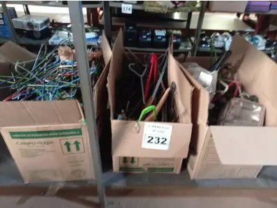 LOTE 232 - 01 LOTE COM GRANDE QUANTIDADE DE CABIDES. (NO ESTADO) ATENÇÃO! FAZER A VISITAÇÃO ANTES DE ARREMATAR, NÃO SABEMOS SE FUNCIONA. LEILÃO NÃO TEM GARANTIA E NEM DEVOLUÇÃO, SUJEITO A POSSÍVEIS AVARIAS VISÍVEIS/OCULTAS E/OU AUSÊNCIA DE COMPONENTES.