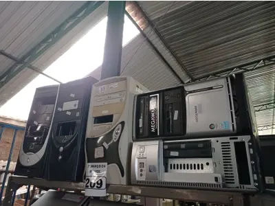 LOTE 209 - 05 CPU’S MARCAS E MODELOS DIVERSOS PARA RETIRADA DE PEÇAS. (NO ESTADO) ATENÇÃO! FAZER A VISITAÇÃO ANTES DE ARREMATAR, NÃO SABEMOS SE FUNCIONA. LEILÃO NÃO TEM GARANTIA E NEM DEVOLUÇÃO, SUJEITO A POSSÍVEIS AVARIAS VISÍVEIS/OCULTAS E/OU AUSÊNCIA DE COMPONENTES.