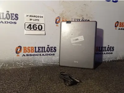 LOTE 460 - 01 TABLET MARCA POSITIVO COM CABO. (NO ESTADO) ATENÇÃO! FAZER A VISITAÇÃO ANTES DE ARREMATAR, NÃO SABEMOS SE FUNCIONA. LEILÃO NÃO TEM GARANTIA E NEM DEVOLUÇÃO, SUJEITO A POSSÍVEIS AVARIAS VISÍVEIS/OCULTAS E/OU AUSÊNCIA DE COMPONENTES.