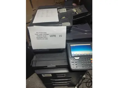 LOTE 015 - 03 MULTIFUNCIONAL MONO LASER_KYOCERA TASKALFA 3010I + GRAMPEADOR 50 FLS + GABINETE COM RODAS (NO ESTADO)