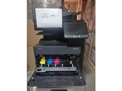 LOTE 003 - 01 MULTIFUNCIONAL COLOR LASER_KYOCERA TASKALFA 2552CI (NO ESTADO)