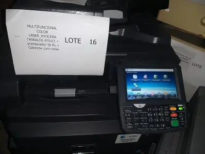 LOTE 016 - 01 MULTIFUNCIONAL MONO LASER_KYOCERA TASKALFA 3010I + GRAMPEADOR 50 FLS + GABINETE COM RODAS, 01 MULTIFUNCIONAL COLOR LASER_KYOCERA TASKALFA 4551CI + GRAMPEADOR 50 FLS + GABINETE COM RODAS (NO ESTADO)