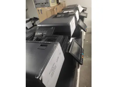 LOTE 031 - 01 MULTIFUNCIONAL COLOR LASER_KYOCERA TASKALFA 2552CI. (NO ESTADO)