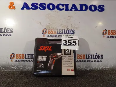 LOTE 355 - 01 PARAFUSADEIRA 220V SKIL +51 ACESSÓRIOS 4,8V. (NOVO). (NO ESTADO) ATENÇÃO! FAZER A VISITAÇÃO ANTES DE ARREMATAR, NÃO SABEMOS SE FUNCIONA. LEILÃO NÃO TEM GARANTIA E NEM DEVOLUÇÃO, SUJEITO A POSSÍVEIS AVARIAS VISÍVEIS/OCULTAS E/OU AUSÊNCIA DE COMPONENTES.