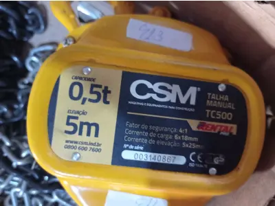 LOTE 251 - 01 TALHA MANUAL DE CORRENTE 1T 5M DE ELEVAÇÃO CSM. (NO ESTADO) ATENÇÃO! FAZER A VISITAÇÃO ANTES DE ARREMATAR, NÃO SABEMOS SE FUNCIONA. LEILÃO NÃO TEM GARANTIA E NEM DEVOLUÇÃO, SUJEITO A POSSÍVEIS AVARIAS VISÍVEIS/OCULTAS E/OU AUSÊNCIA DE COMPONENTES.