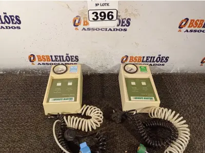 LOTE 396 - 02 PAINÉIS DE ALARME SENDO 01 DE OXIGÊNIO E OUTRO DE OXIDO NITROSO. (NO ESTADO) ATENÇÃO! FAZER A VISITAÇÃO ANTES DE ARREMATAR, NÃO SABEMOS SE FUNCIONA. LEILÃO NÃO TEM GARANTIA E NEM DEVOLUÇÃO, SUJEITO A POSSÍVEIS AVARIAS VISÍVEIS/OCULTAS E/OU AUSÊNCIA DE COMPONENTES.