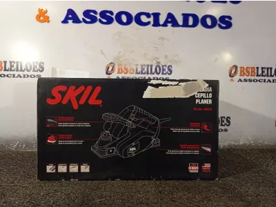 LOTE 342 - 01 PLAINA 3.14, MODELO1555 DE 550W DE POTÊNCIA E 220V MARCA SKIL. (NO ESTADO) ATENÇÃO! FAZER A VISITAÇÃO ANTES DE ARREMATAR, NÃO SABEMOS SE FUNCIONA. LEILÃO NÃO TEM GARANTIA E NEM DEVOLUÇÃO, SUJEITO A POSSÍVEIS AVARIAS VISÍVEIS/OCULTAS E/OU AUSÊNCIA DE COMPONENTES.