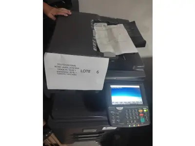 LOTE 006 - 02 MULTIFUNCIONAL MONO LASER_KYOCERA TASKALFA 3010I + GRAMPEADOR 50 FLS + GABINETE COM RODAS (NO ESTADO)