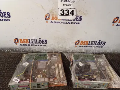 LOTE 334 - 02 PLACAS MÃE MARCAS E MODELOS DIVERSOS. (NO ESTADO) ATENÇÃO! FAZER A VISITAÇÃO ANTES DE ARREMATAR, NÃO SABEMOS SE FUNCIONA. LEILÃO NÃO TEM GARANTIA E NEM DEVOLUÇÃO, SUJEITO A POSSÍVEIS AVARIAS VISÍVEIS/OCULTAS E/OU AUSÊNCIA DE COMPONENTES.