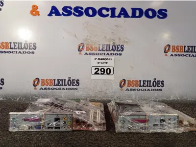 LOTE 290 - 02 PLACAS MÃE MARCAS E MODELOS DIVERSOS. (NO ESTADO) ATENÇÃO! FAZER A VISITAÇÃO ANTES DE ARREMATAR, NÃO SABEMOS SE FUNCIONA. LEILÃO NÃO TEM GARANTIA E NEM DEVOLUÇÃO, SUJEITO A POSSÍVEIS AVARIAS VISÍVEIS/OCULTAS E/OU AUSÊNCIA DE COMPONENTES.