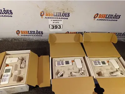 LOTE 393 - 03 APARELHOS DE TELEFONE. (NO ESTADO) ATENÇÃO! FAZER A VISITAÇÃO ANTES DE ARREMATAR, NÃO SABEMOS SE FUNCIONA. LEILÃO NÃO TEM GARANTIA E NEM DEVOLUÇÃO, SUJEITO A POSSÍVEIS AVARIAS VISÍVEIS/OCULTAS E/OU AUSÊNCIA DE COMPONENTES.