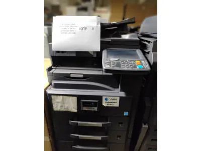 LOTE 008 - 01 MULTIFUNCIONAL MONO LASER_KYOCERA TASKALFA 3010I + GRAMPEADOR 50 FLS + GABINETE COM RODAS E 01 MULTIFUNCIONAL COLOR LASER_KYOCERA TASKALFA 4551CI + GABINETE COM RODAS (NO ESTADO)