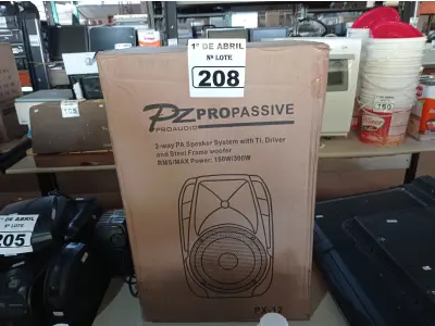 LOTE 208 - 01 CAIXA DE SOM PZ PROPASSIVE MODELO PX-12. (NO ESTADO) ATENÇÃO! FAZER A VISITAÇÃO ANTES DE ARREMATAR, NÃO SABEMOS SE FUNCIONA. LEILÃO NÃO TEM GARANTIA E NEM DEVOLUÇÃO, SUJEITO A POSSÍVEIS AVARIAS VISÍVEIS/OCULTAS E/OU AUSÊNCIA DE COMPONENTES.