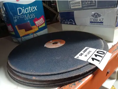 LOTE 110 - 06 DISCOS DE CORTE. (NO ESTADO) ATENÇÃO! FAZER A VISITAÇÃO ANTES DE ARREMATAR, NÃO SABEMOS SE FUNCIONA. LEILÃO NÃO TEM GARANTIA E NEM DEVOLUÇÃO, SUJEITO A POSSÍVEIS AVARIAS VISÍVEIS/OCULTAS E/OU AUSÊNCIA DE COMPONENTES.