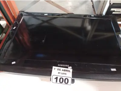 LOTE 100 - 02 TV’S MARCAS E MODELOS DIVERSOS PARA RETIRADA DE PEÇAS. (NO ESTADO) ATENÇÃO! FAZER A VISITAÇÃO ANTES DE ARREMATAR, NÃO SABEMOS SE FUNCIONA. LEILÃO NÃO TEM GARANTIA E NEM DEVOLUÇÃO, SUJEITO A POSSÍVEIS AVARIAS VISÍVEIS/OCULTAS E/OU AUSÊNCIA DE COMPONENTES.