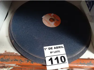 LOTE 110 - 06 DISCOS DE CORTE. (NO ESTADO) ATENÇÃO! FAZER A VISITAÇÃO ANTES DE ARREMATAR, NÃO SABEMOS SE FUNCIONA. LEILÃO NÃO TEM GARANTIA E NEM DEVOLUÇÃO, SUJEITO A POSSÍVEIS AVARIAS VISÍVEIS/OCULTAS E/OU AUSÊNCIA DE COMPONENTES.