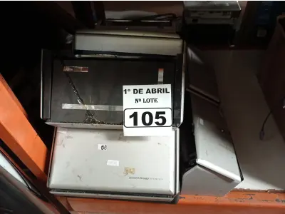 LOTE 105 - 08 SCANNERS MARCAS E MODELOS DIVERSOS PARA RETIRADA DE PEÇAS. (NO ESTADO) ATENÇÃO! FAZER A VISITAÇÃO ANTES DE ARREMATAR, NÃO SABEMOS SE FUNCIONA. LEILÃO NÃO TEM GARANTIA E NEM DEVOLUÇÃO, SUJEITO A POSSÍVEIS AVARIAS VISÍVEIS/OCULTAS E/OU AUSÊNCIA DE COMPONENTES.