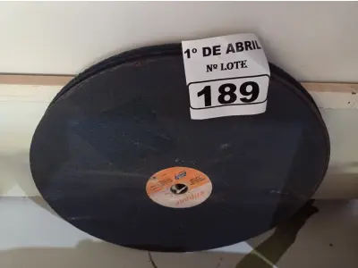 LOTE 189 - 05 DISCOS DE CORTE. (NO ESTADO) ATENÇÃO! FAZER A VISITAÇÃO ANTES DE ARREMATAR, NÃO SABEMOS SE FUNCIONA. LEILÃO NÃO TEM GARANTIA E NEM DEVOLUÇÃO, SUJEITO A POSSÍVEIS AVARIAS VISÍVEIS/OCULTAS E/OU AUSÊNCIA DE COMPONENTES.