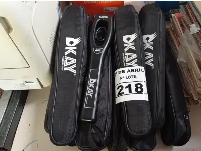 LOTE 218 - 10 DETECTORES DE METAIS. (NO ESTADO) ATENÇÃO! FAZER A VISITAÇÃO ANTES DE ARREMATAR, NÃO SABEMOS SE FUNCIONA. LEILÃO NÃO TEM GARANTIA E NEM DEVOLUÇÃO, SUJEITO A POSSÍVEIS AVARIAS VISÍVEIS/OCULTAS E/OU AUSÊNCIA DE COMPONENTES.