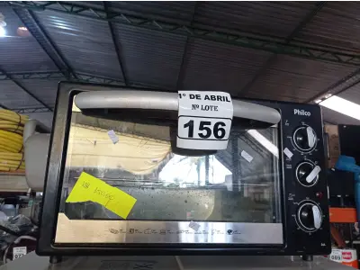 LOTE 156 - 01 FORNO ELÉTRICO MARCA PHILCO. (NO ESTADO) ATENÇÃO! FAZER A VISITAÇÃO ANTES DE ARREMATAR, NÃO SABEMOS SE FUNCIONA. LEILÃO NÃO TEM GARANTIA E NEM DEVOLUÇÃO, SUJEITO A POSSÍVEIS AVARIAS VISÍVEIS/OCULTAS E/OU AUSÊNCIA DE COMPONENTES.