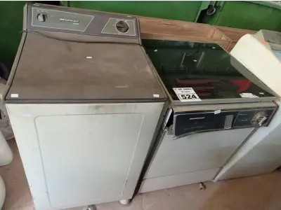 LOTE 524 - 01 LAVA LOUÇAS E 01 MÁQUINA DE LAVAR MARCAS E MODELOS DIVERSOS PARA RETIRADA DE PEÇAS. (NO ESTADO) ATENÇÃO! FAZER A VISITAÇÃO ANTES DE ARREMATAR, NÃO SABEMOS SE FUNCIONA. LEILÃO NÃO TEM GARANTIA E NEM DEVOLUÇÃO, SUJEITO A POSSÍVEIS AVARIAS VISÍVEIS/OCULTAS E/OU AUSÊNCIA DE COMPONENTES.