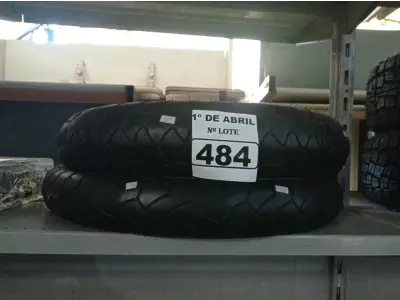 LOTE 484 - 02 PNEUS DE MOTO USADOS 120/70/19 E 90/90/21. (NO ESTADO) ATENÇÃO! FAZER A VISITAÇÃO ANTES DE ARREMATAR, NÃO SABEMOS SE FUNCIONA. LEILÃO NÃO TEM GARANTIA E NEM DEVOLUÇÃO, SUJEITO A POSSÍVEIS AVARIAS VISÍVEIS/OCULTAS E/OU AUSÊNCIA DE COMPONENTES.