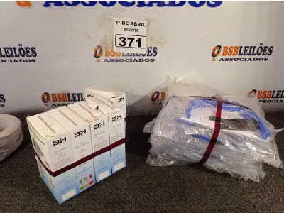 LOTE 371 - 10 MÁSCARAS DE PROTEÇÃO E 05 TERMÔMETROS DIGITAIS. (NO ESTADO) ATENÇÃO! FAZER A VISITAÇÃO ANTES DE ARREMATAR, NÃO SABEMOS SE FUNCIONA. LEILÃO NÃO TEM GARANTIA E NEM DEVOLUÇÃO, SUJEITO A POSSÍVEIS AVARIAS VISÍVEIS/OCULTAS E/OU AUSÊNCIA DE COMPONENTES.