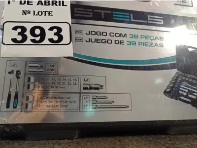 LOTE 393 - 01 JOGO DE CHAVES DE CATRACA COM 39 PEÇAS. (NO ESTADO) ATENÇÃO! FAZER A VISITAÇÃO ANTES DE ARREMATAR, NÃO SABEMOS SE FUNCIONA. LEILÃO NÃO TEM GARANTIA E NEM DEVOLUÇÃO, SUJEITO A POSSÍVEIS AVARIAS VISÍVEIS/OCULTAS E/OU AUSÊNCIA DE COMPONENTES.