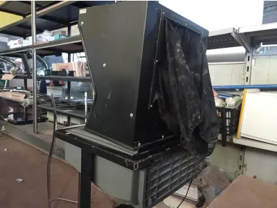 LOTE 518 - 01 VISOR TERMINAL. (NO ESTADO) ATENÇÃO! FAZER A VISITAÇÃO ANTES DE ARREMATAR, NÃO SABEMOS SE FUNCIONA. LEILÃO NÃO TEM GARANTIA E NEM DEVOLUÇÃO, SUJEITO A POSSÍVEIS AVARIAS VISÍVEIS/OCULTAS E/OU AUSÊNCIA DE COMPONENTES.