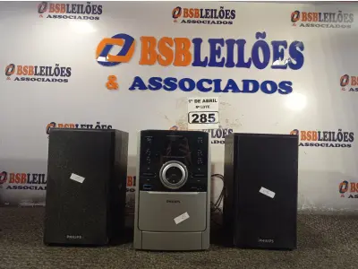 LOTE 285 - 01 MINISSYSTEM. (NO ESTADO) ATENÇÃO! FAZER A VISITAÇÃO ANTES DE ARREMATAR, NÃO SABEMOS SE FUNCIONA. LEILÃO NÃO TEM GARANTIA E NEM DEVOLUÇÃO, SUJEITO A POSSÍVEIS AVARIAS VISÍVEIS/OCULTAS E/OU AUSÊNCIA DE COMPONENTES.