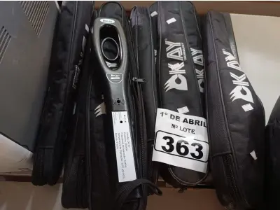 LOTE 363 - 10 DETECTORES DE METAIS. (NO ESTADO) ATENÇÃO! FAZER A VISITAÇÃO ANTES DE ARREMATAR, NÃO SABEMOS SE FUNCIONA. LEILÃO NÃO TEM GARANTIA E NEM DEVOLUÇÃO, SUJEITO A POSSÍVEIS AVARIAS VISÍVEIS/OCULTAS E/OU AUSÊNCIA DE COMPONENTES.