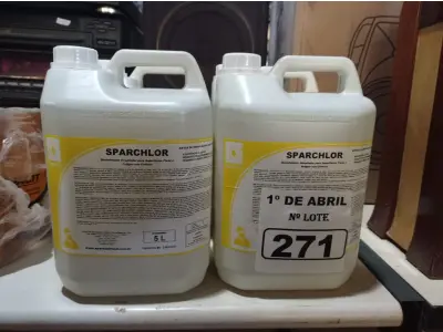LOTE 271 - 20 LITROS DE DESINFETANTE HOSPITALAR PARA SUPERFÍCIES FIXAS E ARTIGOS NÃO CRÍTICOS. (NO ESTADO) ATENÇÃO! FAZER A VISITAÇÃO ANTES DE ARREMATAR, NÃO SABEMOS SE FUNCIONA. LEILÃO NÃO TEM GARANTIA E NEM DEVOLUÇÃO, SUJEITO A POSSÍVEIS AVARIAS VISÍVEIS/OCULTAS E/OU AUSÊNCIA DE COMPONENTES.